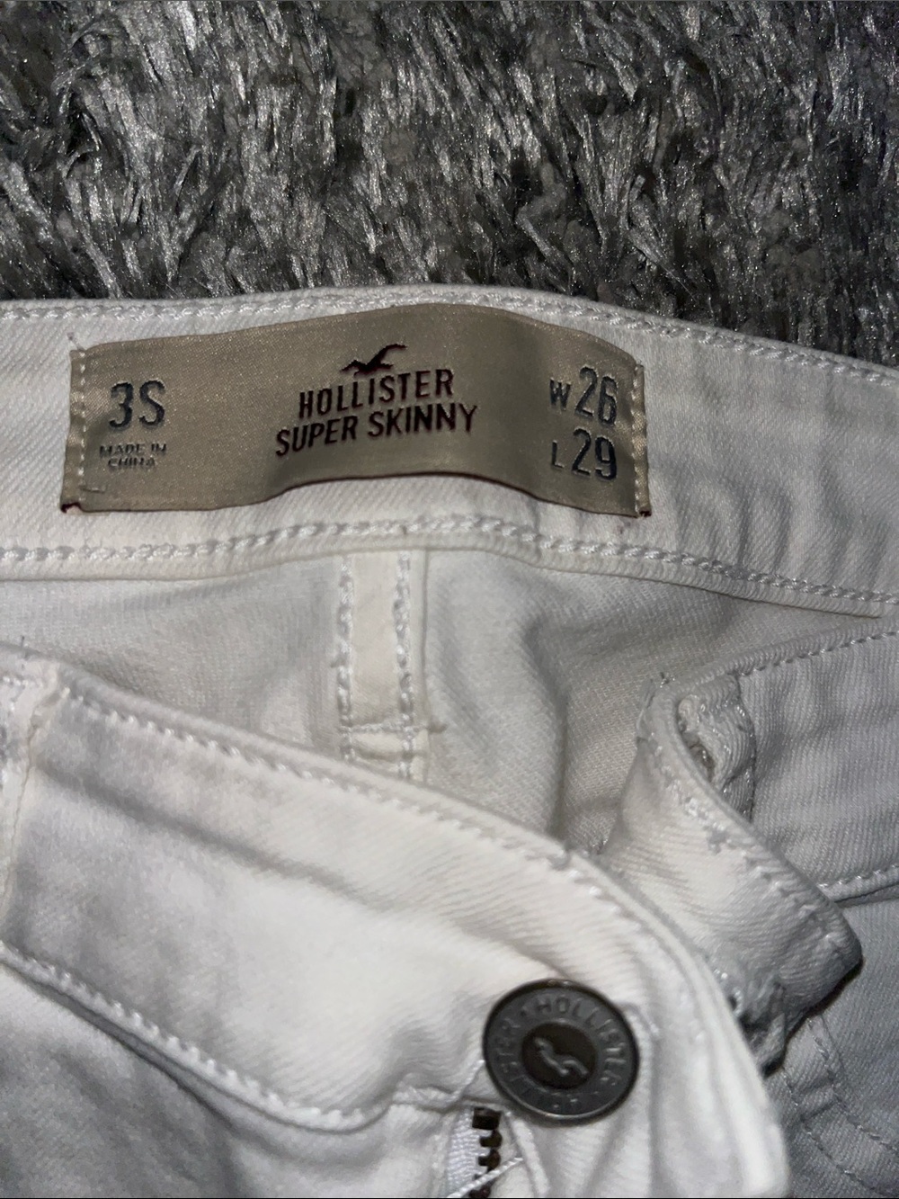 Hollister White Stretch Skinny Jeans - Picture 2 of 9